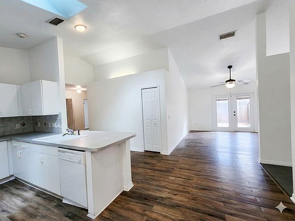5th image of 2027 SW 73rd St