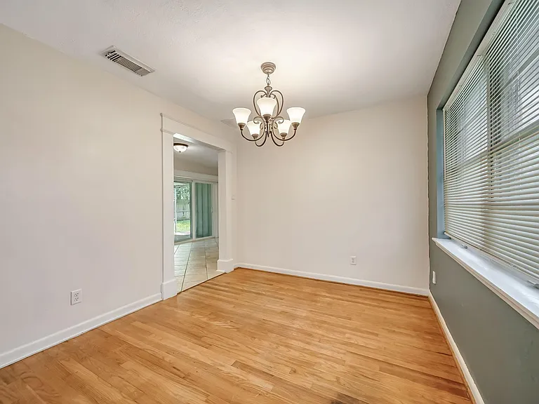 3702 Malone Dr — Photo 18