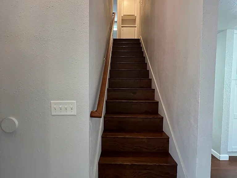 1371 La Mancha Pl — Photo 14