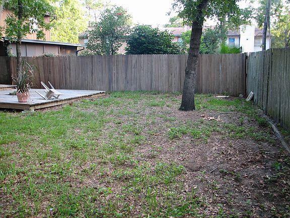 4th image of 11571 Fort Caroline Lakes Dr