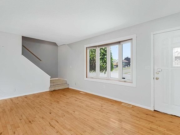 4th image of 2413 W 60th St