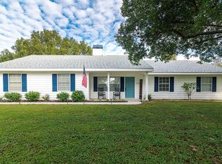 11724 Elm St, San Antonio, FL 33576