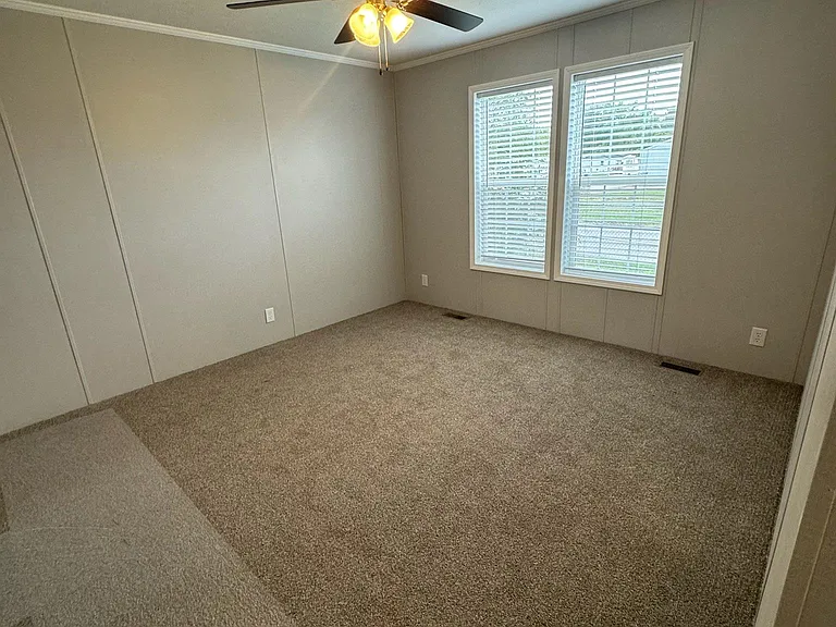 1601 Hidden View Dr — Photo 4