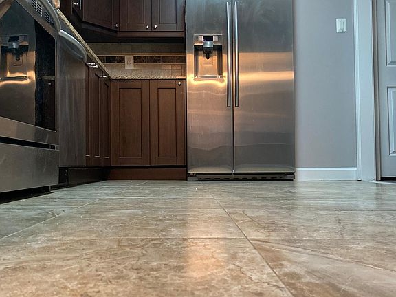 2nd image of 3705 S George Mason Dr APT 507S