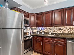 125 N Washington Ave APT 13, Hartsdale, NY 10530