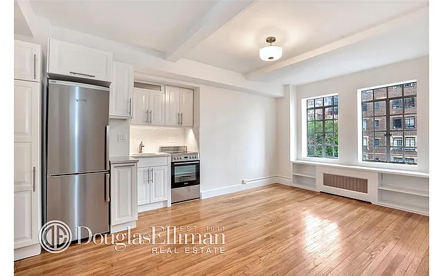 Sold by Douglas Elliman | media 8