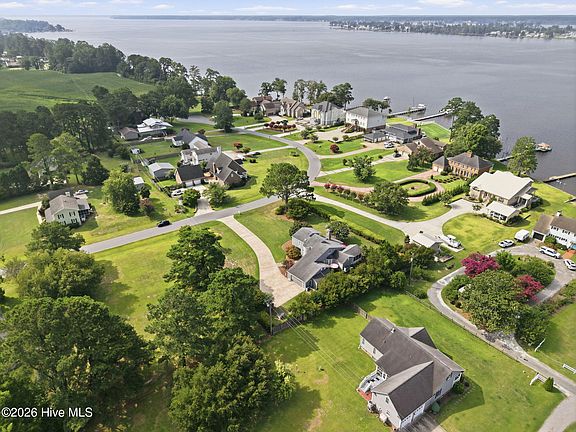 5th image of 205 Austin Point Drive