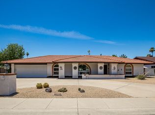 201 W Interlacken Dr, Phoenix, AZ 85023