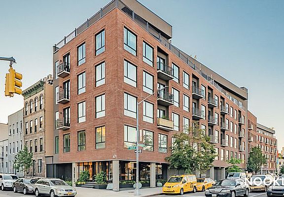 5th image of 215 Green St #6A