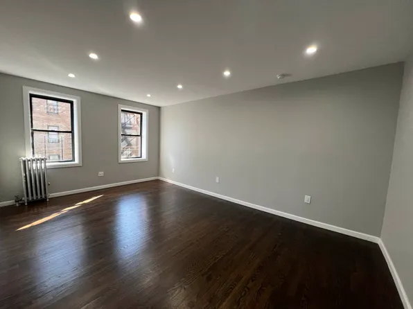 1072 Woodycrest Avenue 3F image 3 of 5
