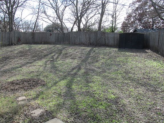 3rd image of 6407 Shadydell Dr