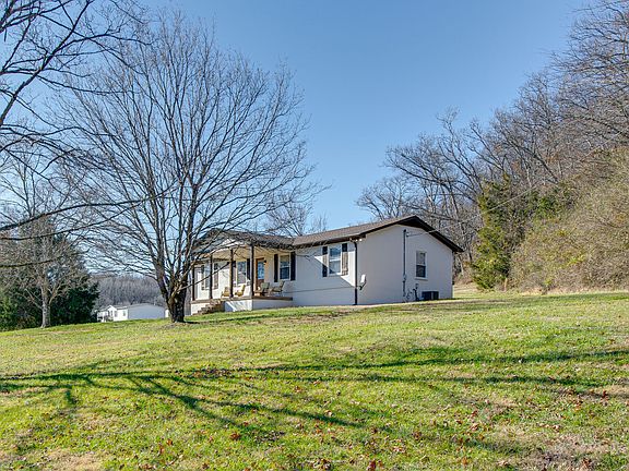 2nd image of 5315 Carters Creek Park