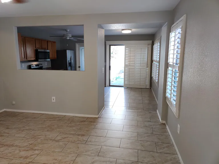 3283 S Bowman Rd — Photo 5