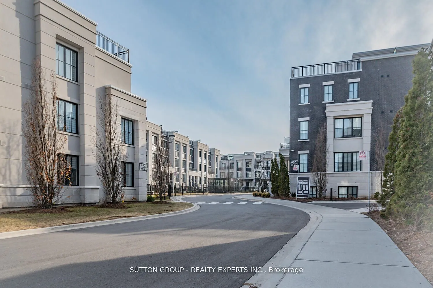 4 bed, $4,200 — Photo 1