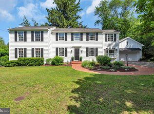 302 Maple Ln, Crownsville, MD 21146