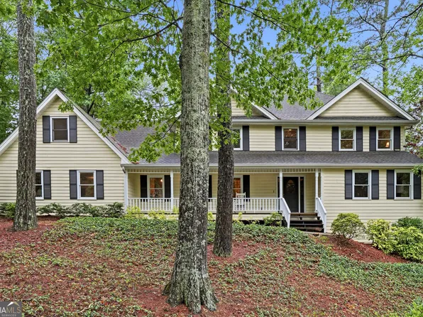 2955 Ascot Ln, Roswell, GA 30076