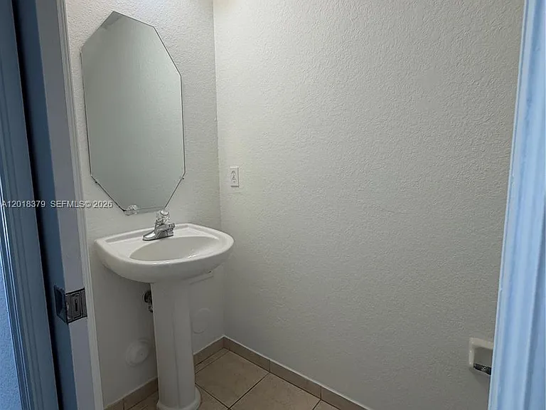 10777 NW 84th Ln #542 — Photo 12