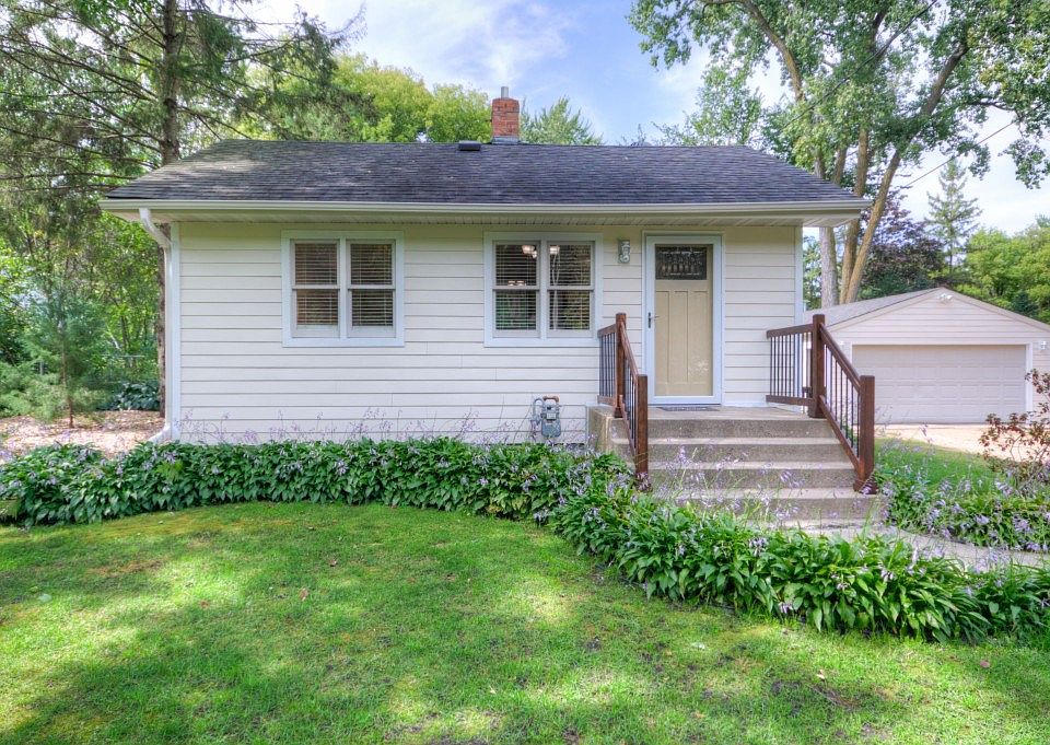 1st image of 1805 Dunkirk Ln N