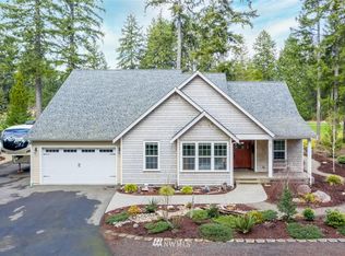 90 E Westwood Ln, Union, WA 98592