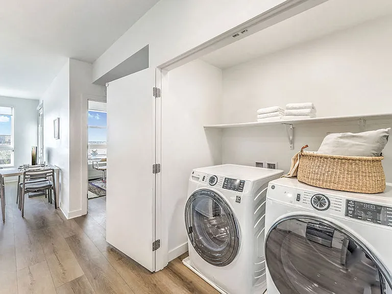 Ariva Luxury Residences — Photo 43