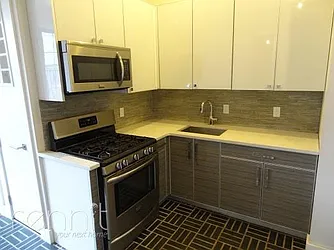 Rented by Rennit Inc.