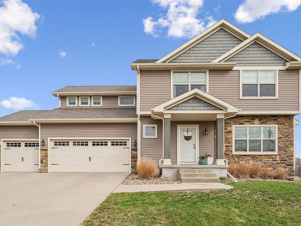 1st image of 613 SE 17th St