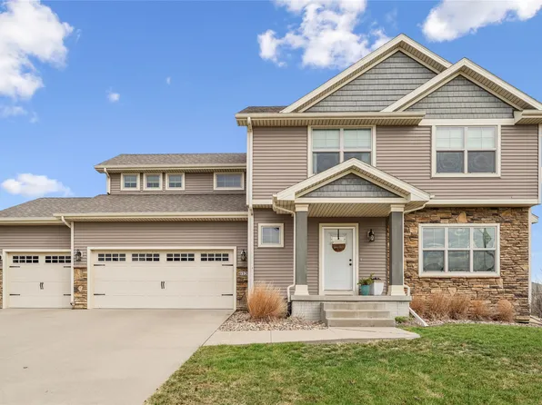 613 SE 17th St, Grimes, IA 50111