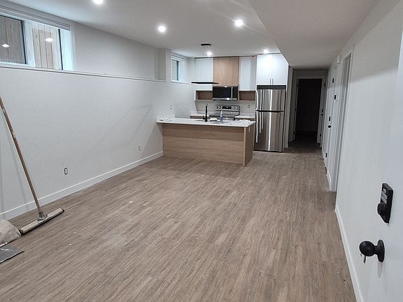 2nd image of 831 5th Ave N #1