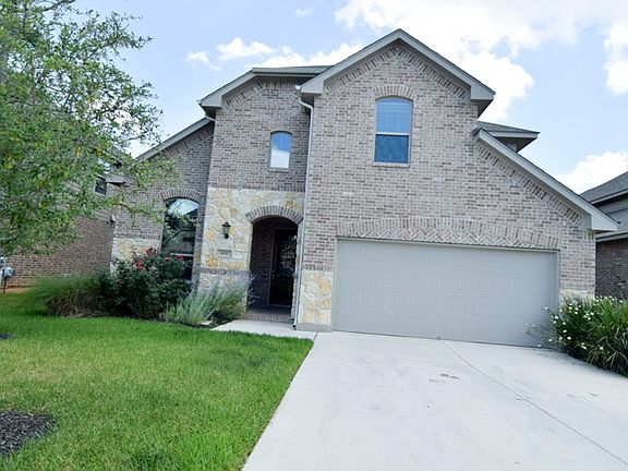 3rd image of 4011 Gloucester Dr