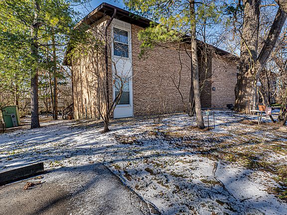 2nd image of 5522 E Lake Dr APT B