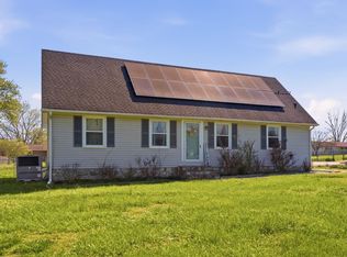 202 Virginia Dr, Tullahoma, TN 37388