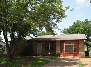 1130 S Oak St, Bristow, OK 74010