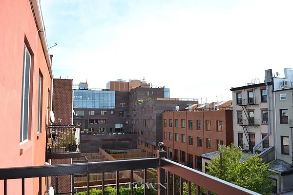 Rented by Town Residential | media 4