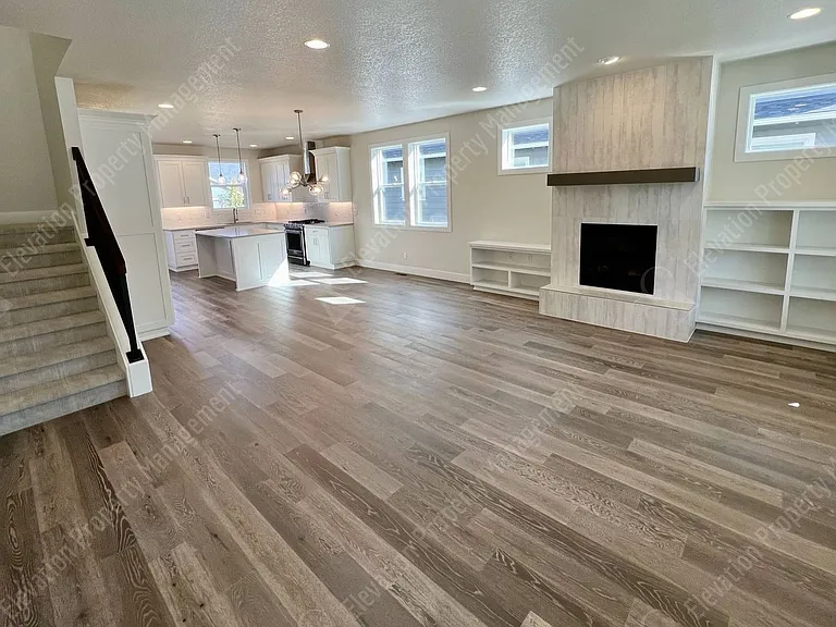 20454 Murphy Rd — Photo 3