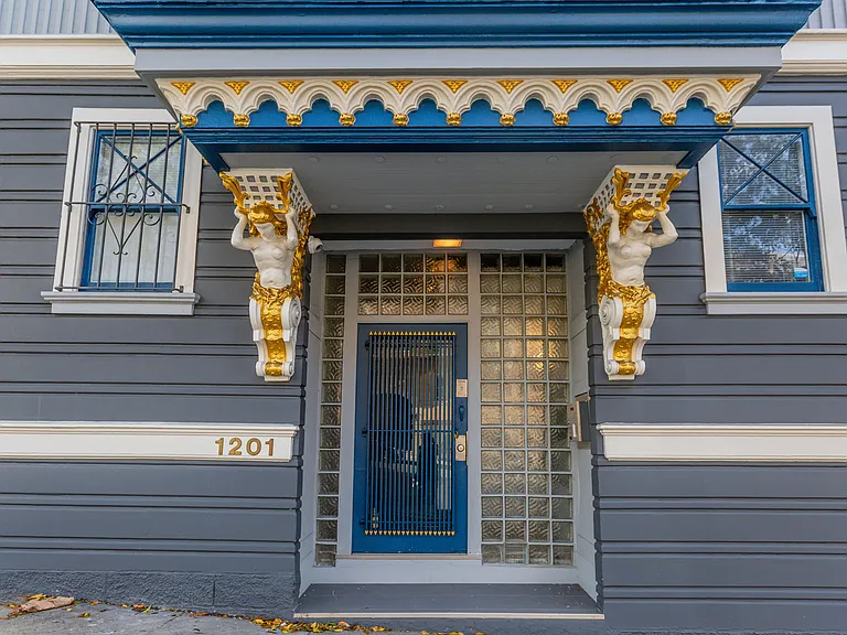 1201 Pine — Photo 3