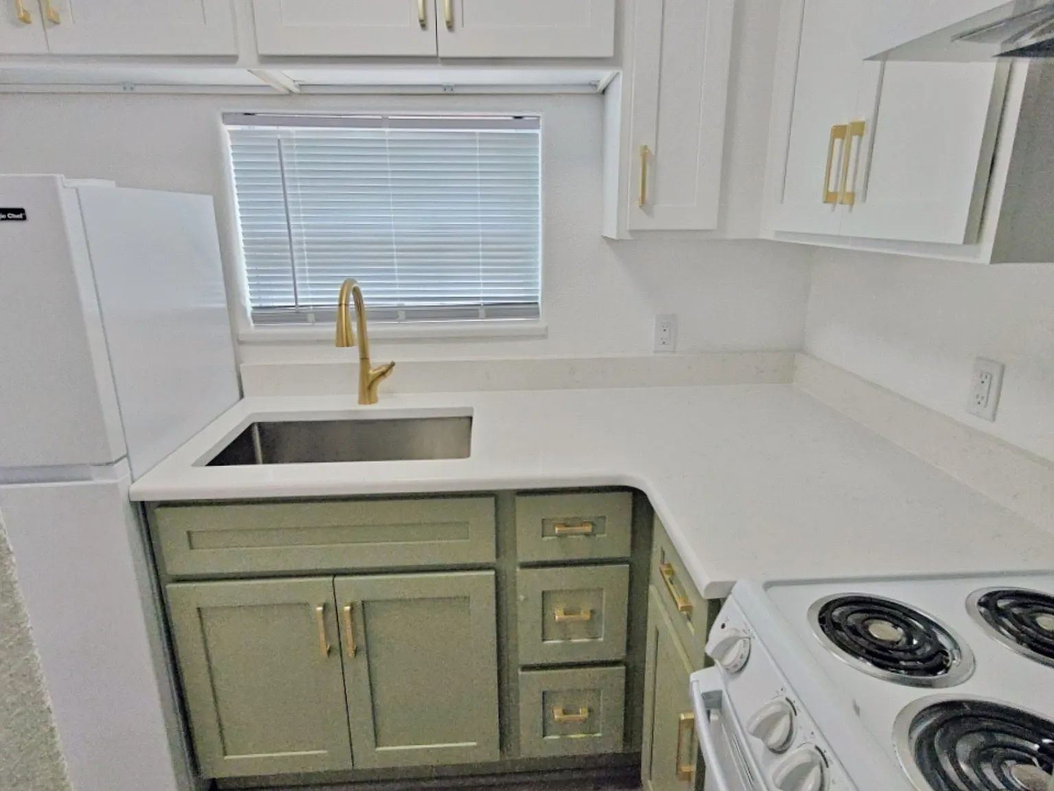 331 Woodland Avenue — Photo 3