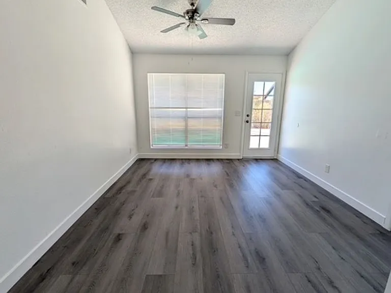 7340 W Tuckey Ln — Photo 14