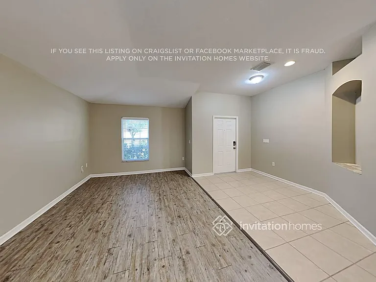 35001 Meadow Reach Dr — Photo 3