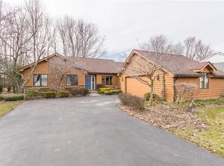 104 Montvale Ln, Rochester, NY 14626