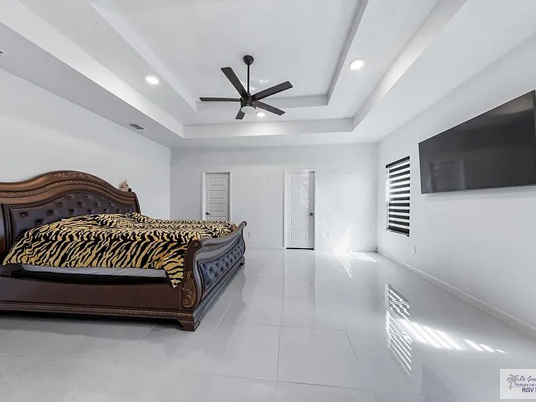 7283 Rain Forest Dr — Photo 30