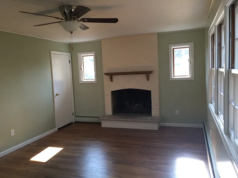4 Haven Ct — Photo 2