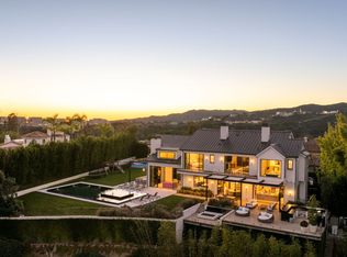 890 Linda Flora Dr, Los Angeles, CA 90049