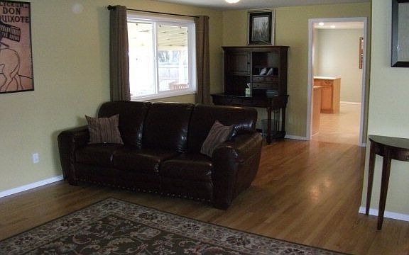 4th image of 28 E Tietan St