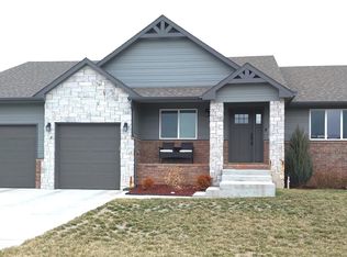 8239 E 33rd Ct S, Wichita, KS 67210