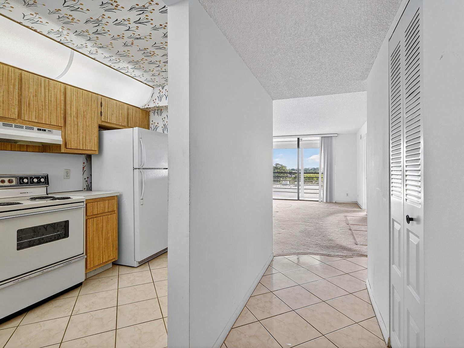 4640 Lucerne Lakes Boulevard #503