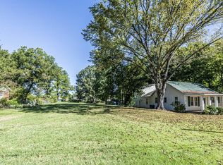 5128 North Ave, Millington, TN 38053