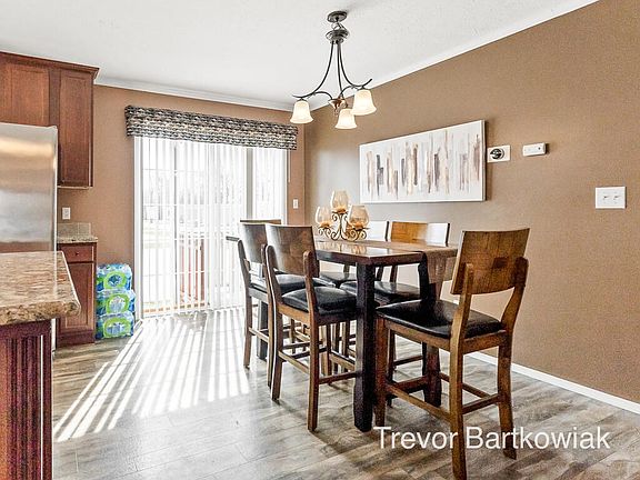 5th image of 14921 Saint Lawrence Dr
