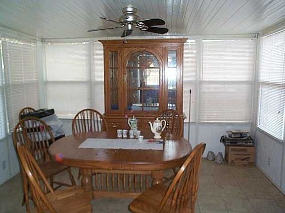 2nd living/2nd dining...