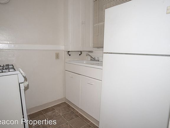 5th image of 133 17th St #2