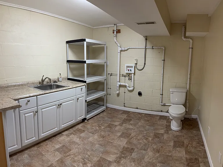 4913 Mandalay Rd — Photo 19